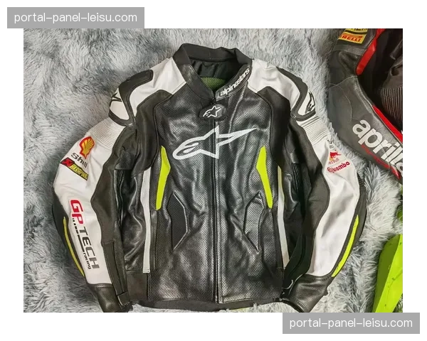 UFC与运动防护品牌Rehband达成全球合作伙伴关系,为所有选手提供定制护具 UFC与运动防护品牌Rehband达成全球合作伙伴关系,为所有选手提供定制护具